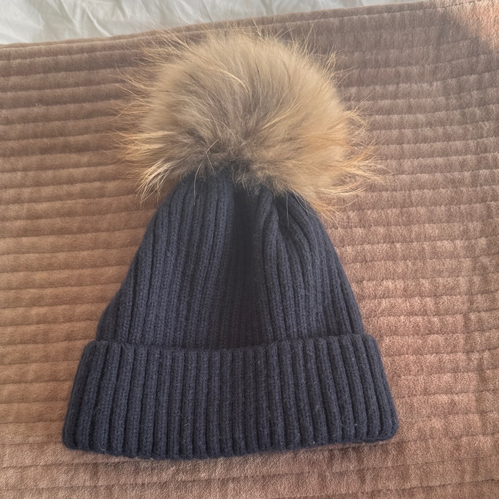 Cozy Navy Blue Knit Genuine Fur Pom-Pom Beanie